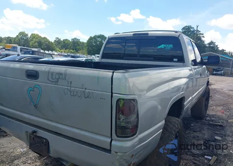 2001 Dodge Ram 1500 St z USA, uszkodzony, nr VIN 3B7HF13Z01G238154